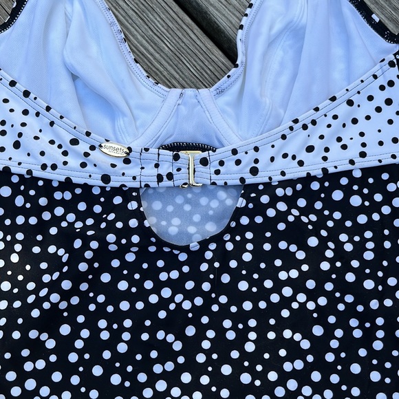 Sunsets Spot On Halter Underwire Tankini Top,34D,NWT - Picture 10 of 12